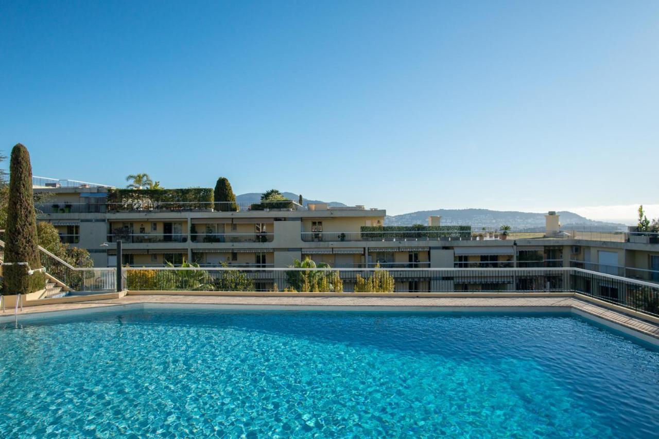 3 Pièces Vue Et Piscine Quartier Parc Impérial Appartement *